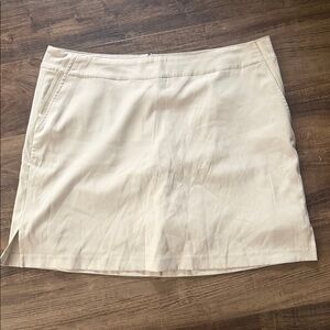 Lady Hagen light beige skort, Size 12. Like new!